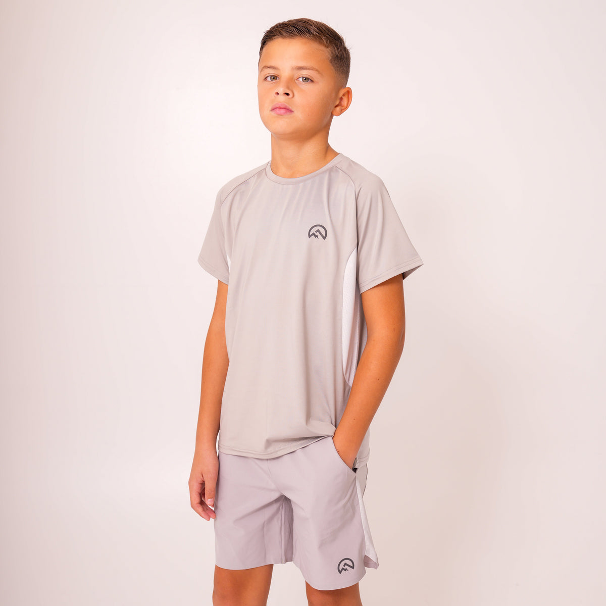 SS26 Junior Madge T-Shirt - Light Grey/Concrete/Silver