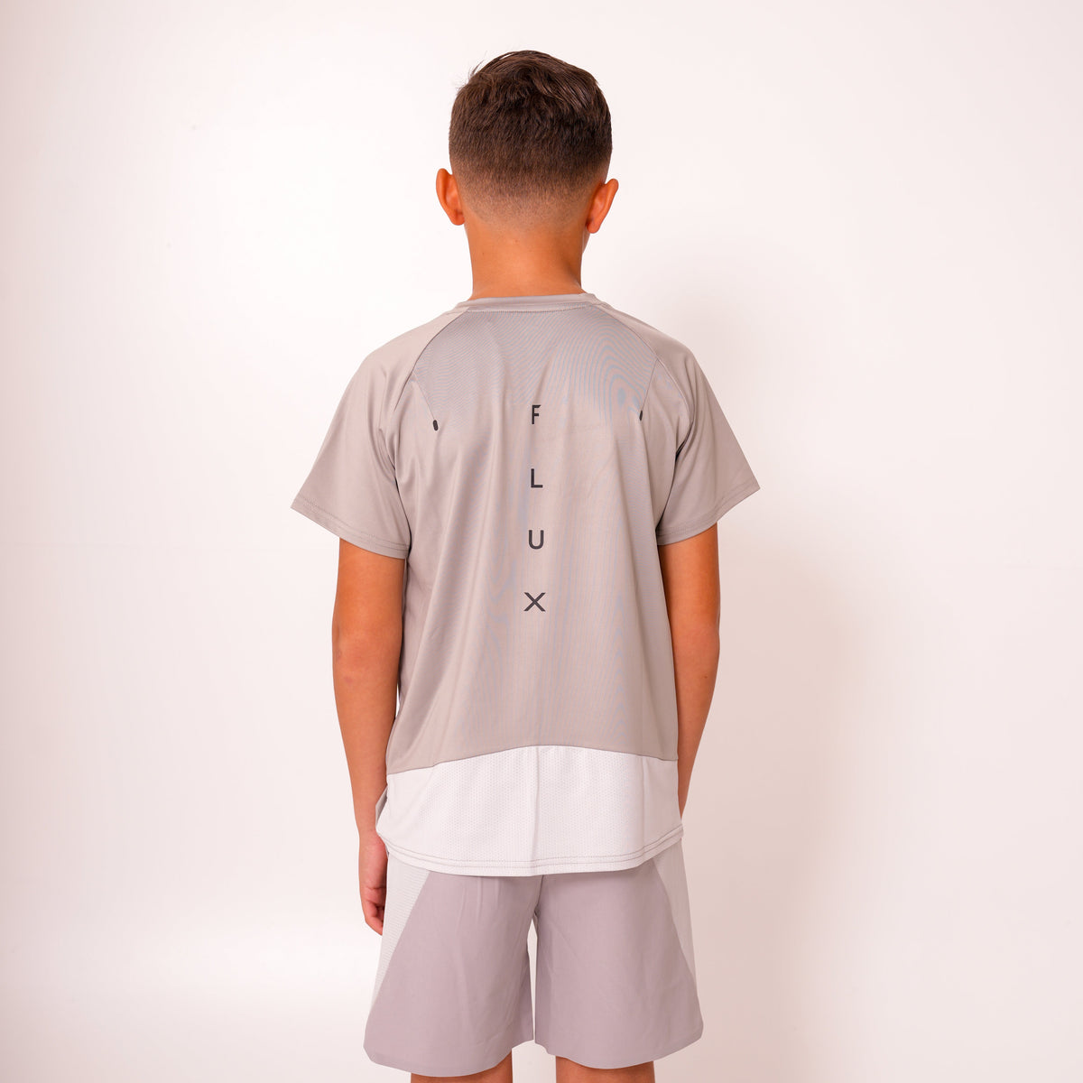 SS26 Junior Madge T-Shirt - Light Grey/Concrete/Silver