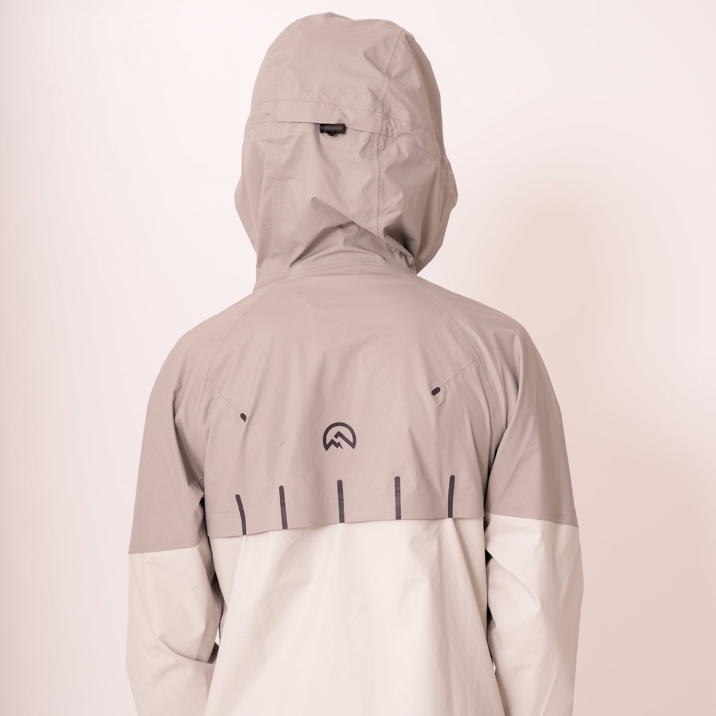 SS26 Junior Madge T-Shirt - Light Grey/Concrete/Silver