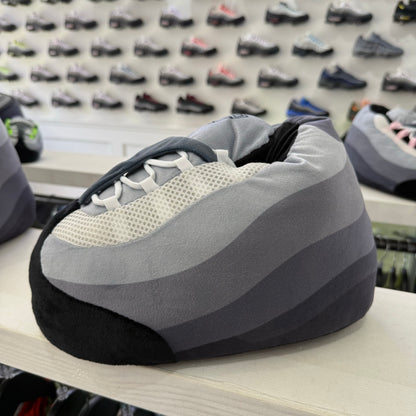 Block P 110 White Slipper’s