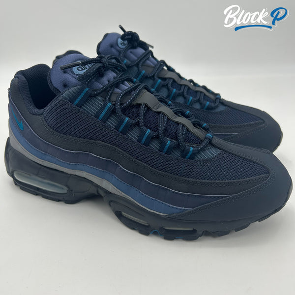 Air max 95 essential navy blue sales