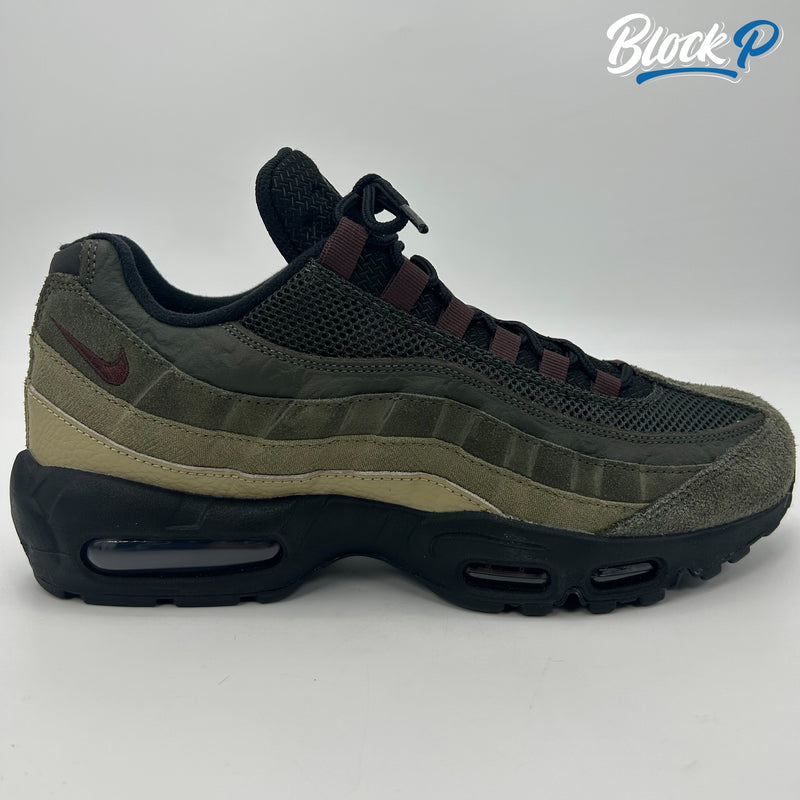 Nike Air Max 95 Black Earth