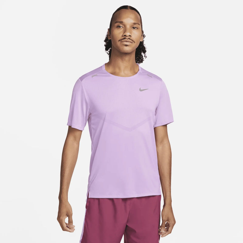 NIKE RISE FUSCHIA T SHIRT The Block P