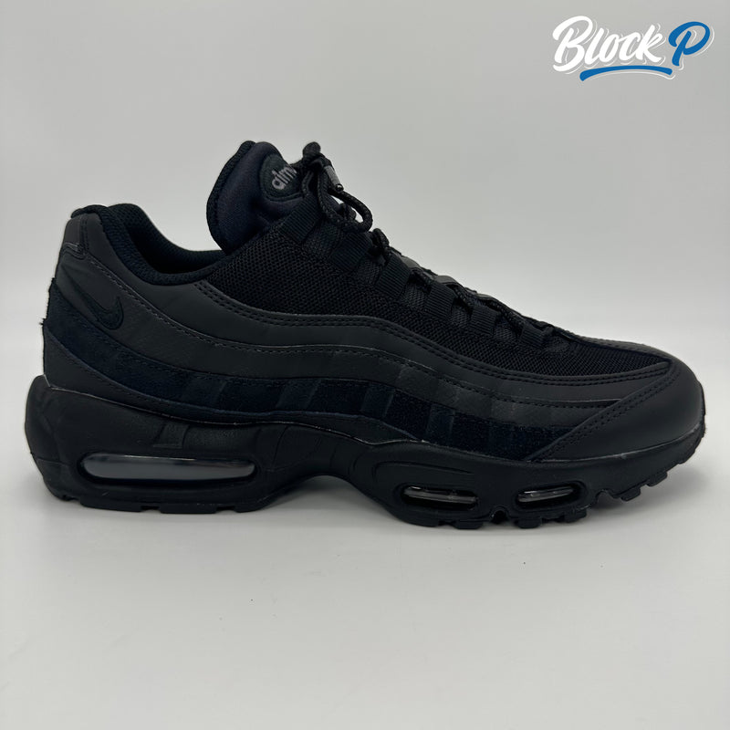 Nike Air Max 95 Triple Black