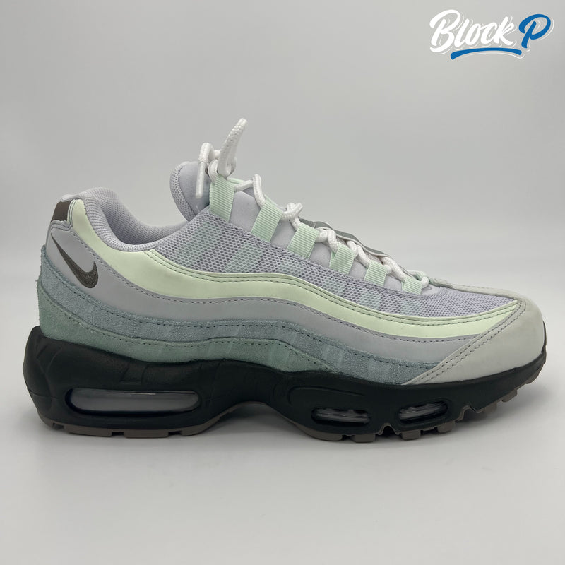 Air Max 95 Black Navy Obsidian 749766 028 The Block P