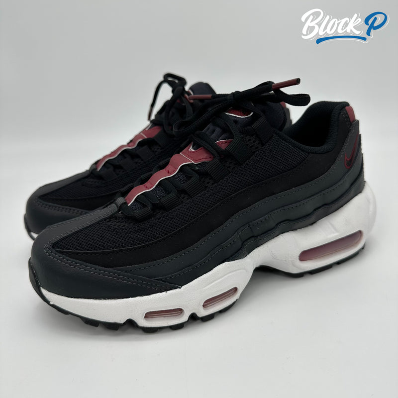 Nike air max 95 black sail gym red best sale
